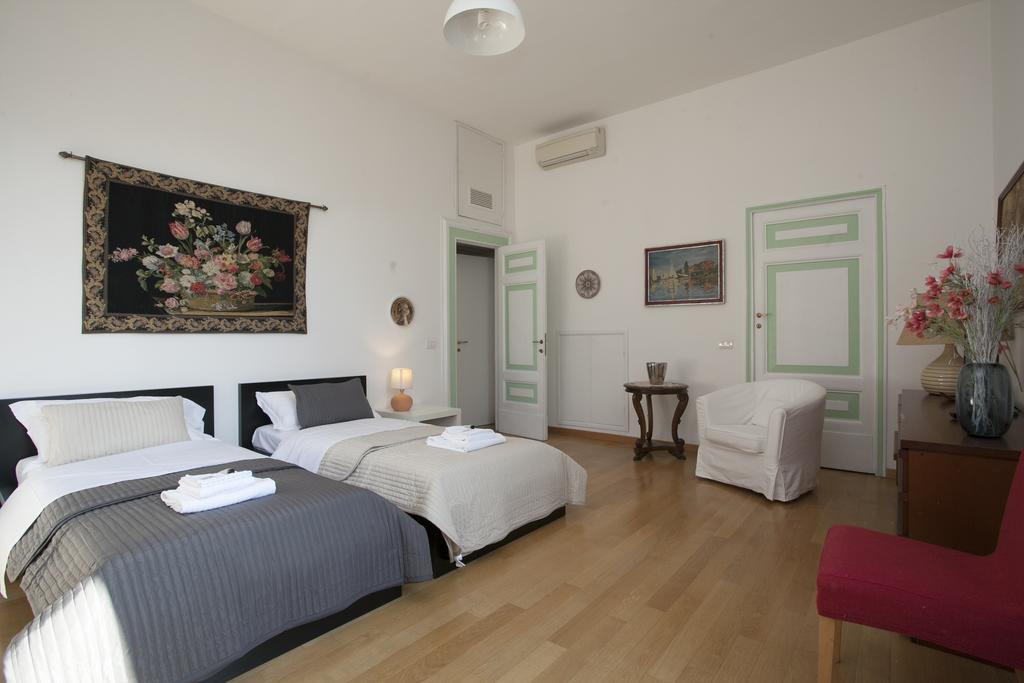 House Paganica Apartment Rome Room photo