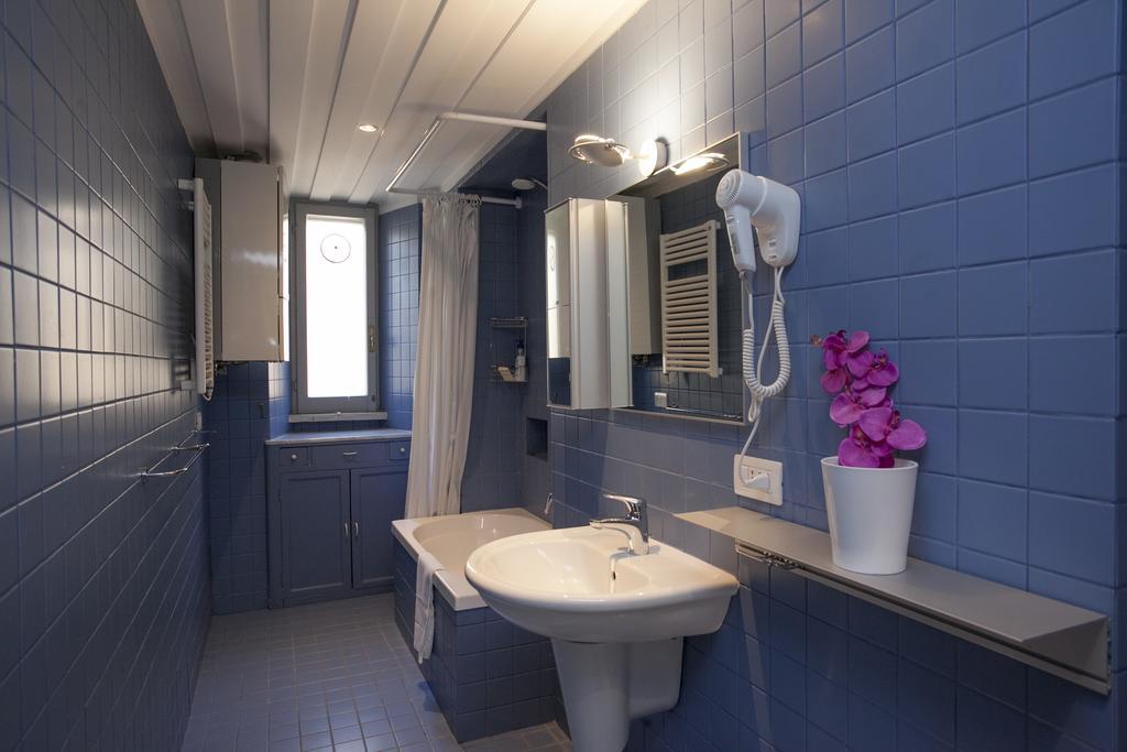 House Paganica Apartment Rome Room photo